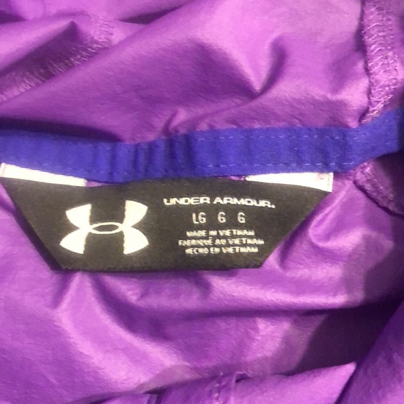 Light weight under Armour full zip jacket - Picture 4 of 4